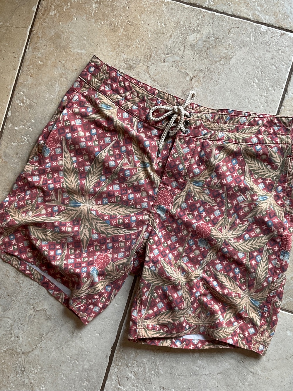 Faherty Swim Shorts (men’s 32)